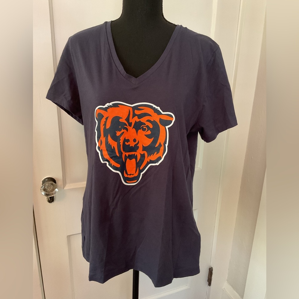 NWT NFL Chicago Bears tee shirt